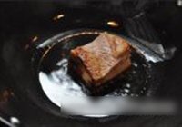 梅菜扣肉的做法 步骤4