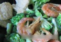 虾干素鸡炒绿花菜的做法 步骤10