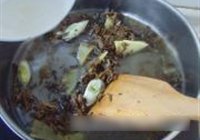 梅干菜烧平鱼的做法 步骤4