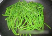 芸豆洋葱炒面的做法 步骤5