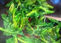 炝炒白油菜的做法 步骤6