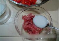 香菇肉片烧白菜的做法 步骤2