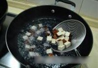 酱烧四样的做法 步骤3
