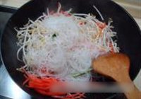 春饼合菜盖帽的做法 步骤10