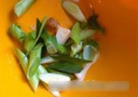 热窝儿鸡的做法 步骤2