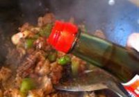 热窝儿鸡的做法 步骤15