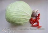 包菜腊肉干锅的做法 步骤3