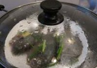 清蒸太阳鱼的做法 步骤4