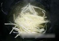 土豆烧排骨的做法 步骤5