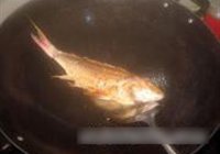 番茄煮红杉鱼的做法 步骤4