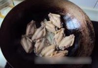 可乐鸡翅的做法 步骤8