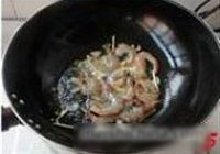辣白菜冻豆腐锅的做法 步骤5