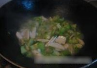 山药菜梗的做法 步骤6
