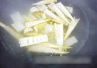 春笋酿肉的做法 步骤3