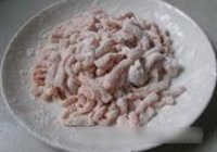 茄汁版糖醋里脊的做法 步骤3