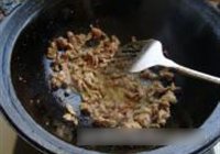 家庭版孜然炒肉的做法 步骤3
