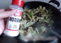 牛肉炒花菜的做法 步骤8