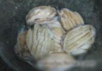 XO酱鲍鱼煲仔饭的做法 步骤6