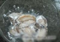 XO酱鲍鱼煲仔饭的做法 步骤4