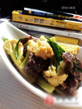 牛肉炒花菜