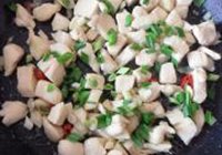 芝麻蒜香鸡丁的做法 步骤11