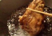 油炸鸡的做法 步骤3