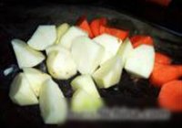 番茄鸡腿炖土豆的做法 步骤5