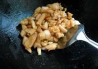 梅菜芋头红烧肉的做法 步骤4