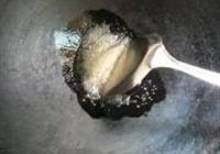 梅菜芋头红烧肉的做法 步骤3