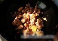 笋干焖鸭的做法 步骤9