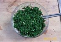 荠菜鲜肉百叶包的做法 步骤3