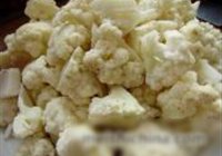 胡萝卜炒菜花的做法 步骤1
