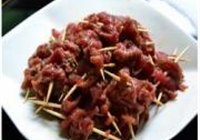 牙签牛肉的做法 步骤3