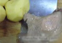 鸭腿炖土豆的做法 步骤4