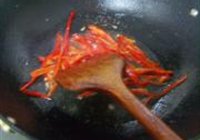 牛肉炒米粉的做法 步骤9