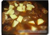 排骨烧土豆的做法 步骤8