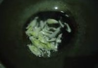 西芹炒豆干的做法 步骤4