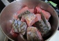 肉烧鱼的做法 步骤1