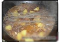 排骨烧土豆的做法 步骤9