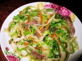 白菜炒腊肠