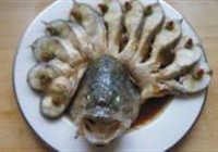 孔雀开屏鲈鱼的做法 步骤7
