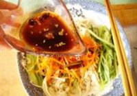葱油拌金针菇的做法 步骤8