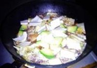 白菜粉皮炖鸡的做法 步骤7
