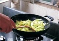 素炒西葫芦的做法 步骤8