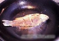 榨菜淋鱼的做法 步骤5