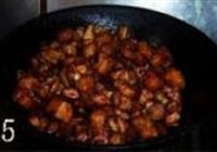 五花肉炖虎皮蛋的做法 步骤5