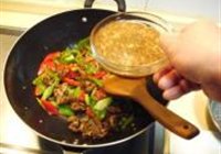 溜干煎肥肠的做法 步骤11