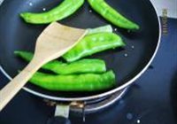 擂辣椒炒豆干的做法 步骤3