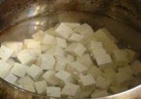 麻婆豆腐的做法 步骤2