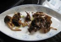 特色蒸鲈鱼的做法 步骤12